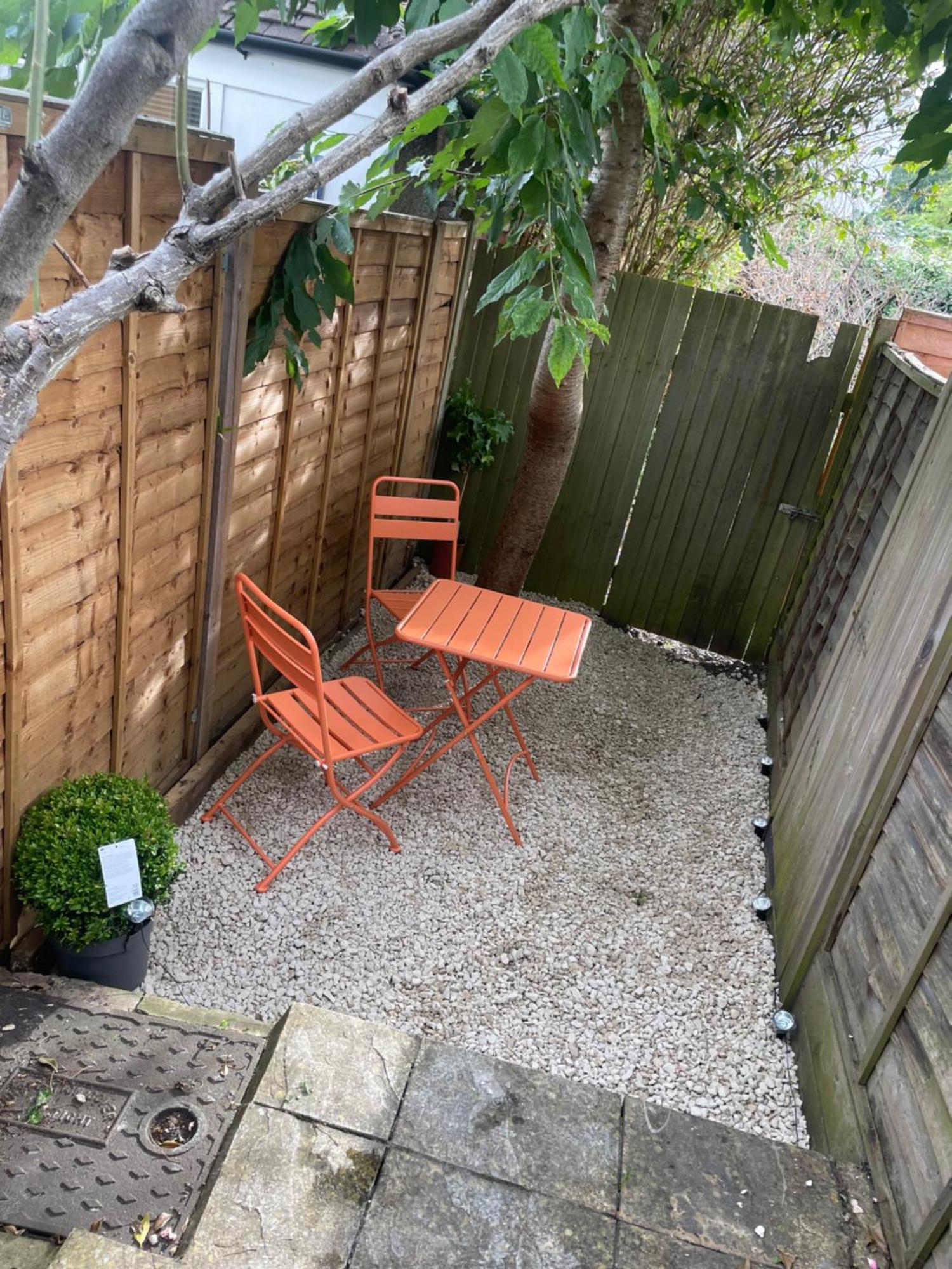 Super Convenient For Central London - Large 2 Double Bed Apartment 30 Seconds Walk To Platform Train Station And 19 Mins To London Waterloo Exterior foto
